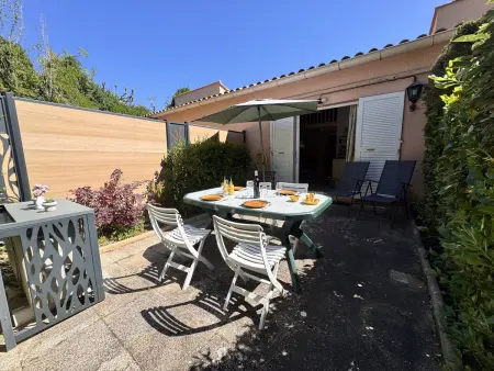 Location appartement à Six Fours les Plages, Villa club calme, vue lac - 4 pers.