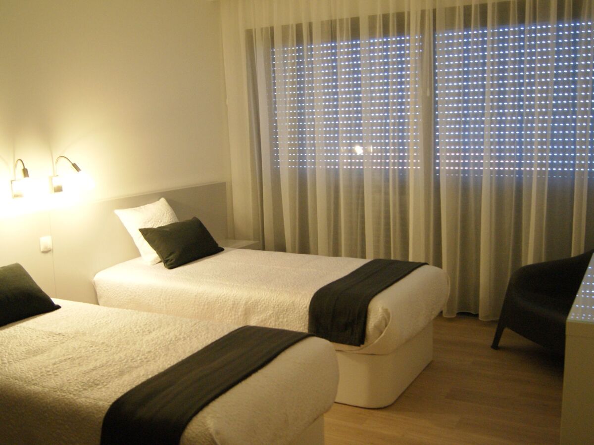 Villa 4 chambres avec piscine chauffée à Atalaia - Photo 15