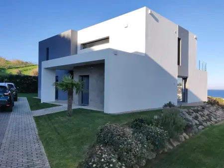 Villa 4 chambres avec piscine chauffée à Atalaia