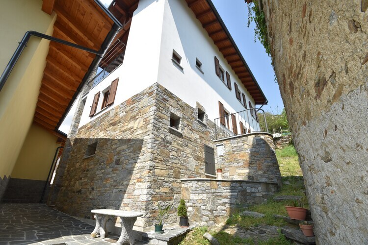 Ca' Main, maison 4 pers. à Aurano entre montagne et lac - Photo 1
