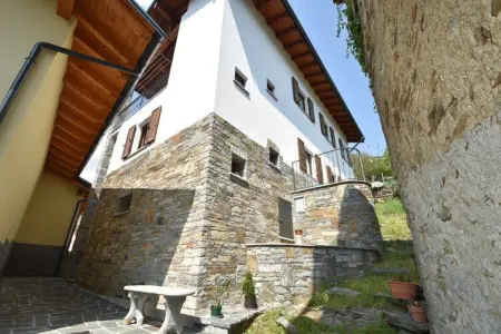 Ca' Main, maison 4 pers. à Aurano entre montagne et lac