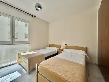 Appartement 2 chambres vue mer, face port à Roses : photo 16