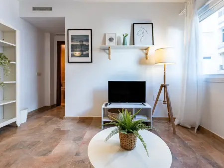 Appartement 46 m² centre Torremolinos, terrasse et transports : photo 4