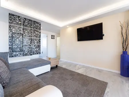 Duplex Torrequebrada avec terrasse jacuzzi à Benalmádena : photo 8
