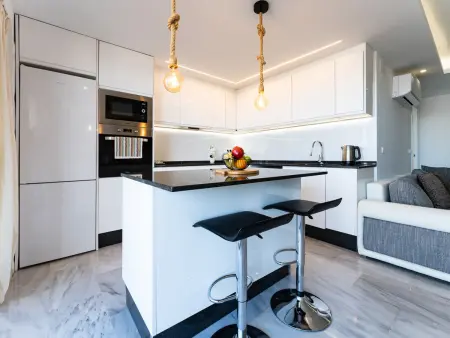Duplex Torrequebrada avec terrasse jacuzzi à Benalmádena : photo 12