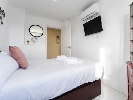 Duplex Torrequebrada avec terrasse jacuzzi à Benalmádena : photo 16
