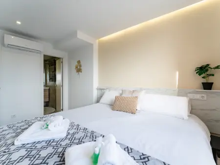 Duplex Torrequebrada avec terrasse jacuzzi à Benalmádena : photo 22