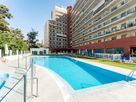 Appartement 4 pers. piscine et parking, plage proche : photo 2
