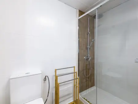 Appartement rénové face à la plage, piscine - 2 pers. : photo 24
