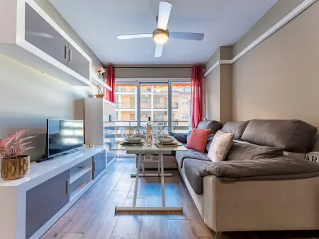 Location appartement à Benalmádena, Appartement spacieux avec WiFi - 4 adultes, 2 enfants
