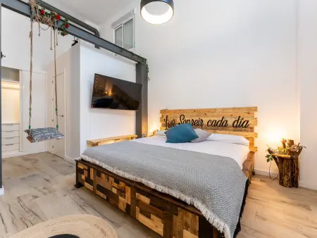 Studio 40 m² Huelin, plage et parc à proximité : photo 1