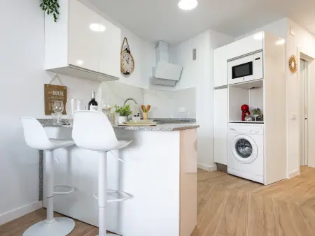 Studio rénové 43 m² avec piscine à Torremolinos : photo 6