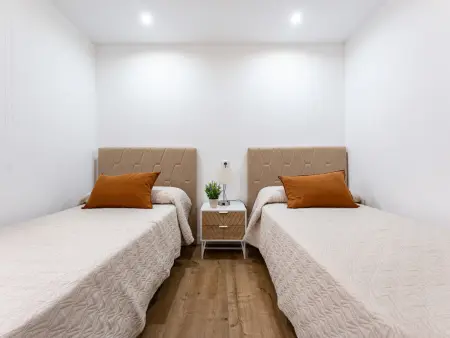 Appartement rénové 4 pers. à 10 min de la plage : photo 12
