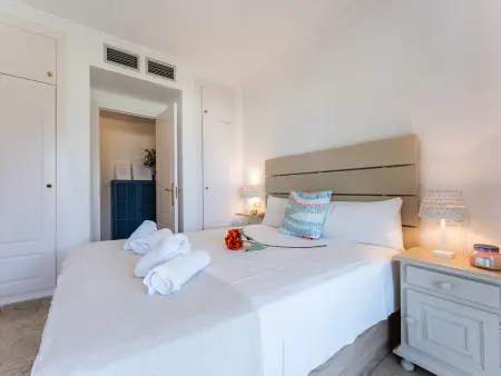 Appartement 1 chambre à 10 min de plage, piscine : photo 8