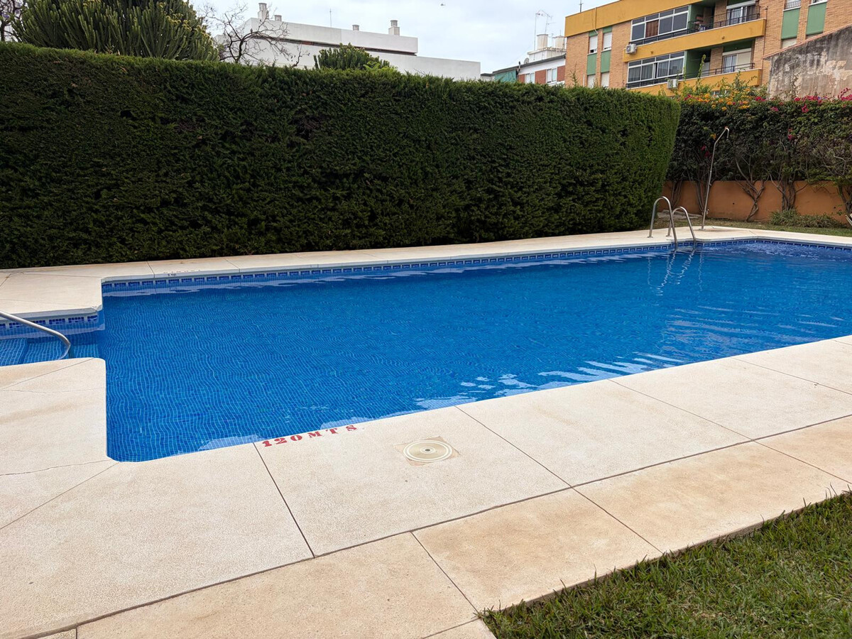 Appartement 3 chambres avec piscine et garage à Arroyo de la Miel - Photo 3