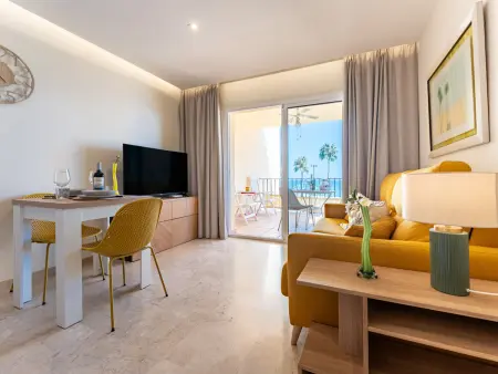 Appartement face à la plage de Bajondillo, Torremolinos : photo 2