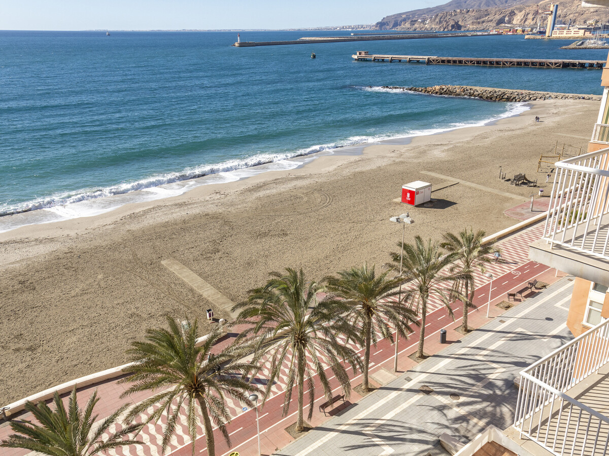 Appartement 2 chambres avec terrasse vue mer à Almería - Photo 14