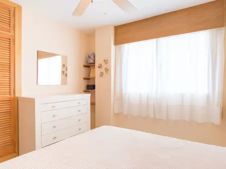 Appartement 2 ch, piscine, parking à 5 min de plage : photo 8