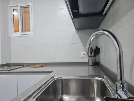 Appartement 2 ch, piscine, parking à 5 min de plage : photo 17