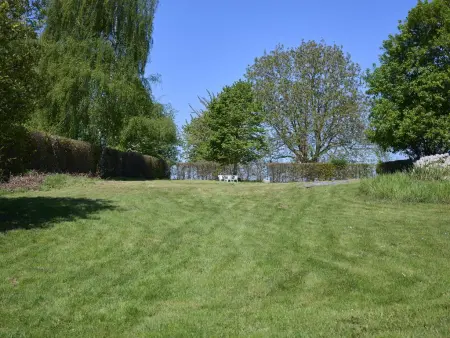 Jantjes Tuin – Maison avec jardin privé clos à Tongres : photo 36