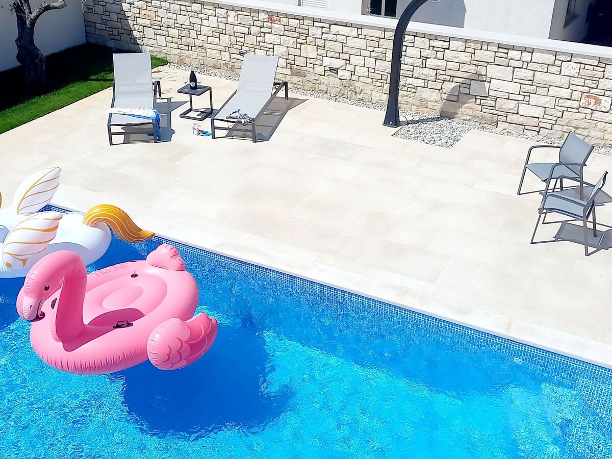 Villa Salvore, maison 10 pers. piscine chauffée, Umag - Photo 8