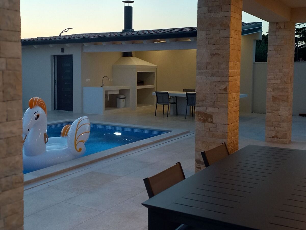 Villa Salvore, maison 10 pers. piscine chauffée, Umag - Photo 10