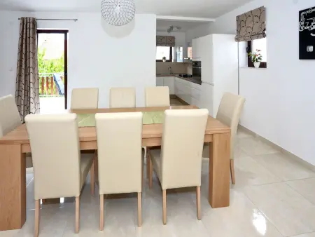 Location appartement à Zadar Bibinje, Moderne Ferienwohnung mit Meerblick