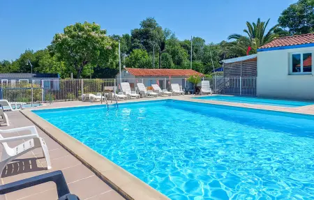 Location mobil home à Saint Georges de Didon, Charmant Mobil-home piscine