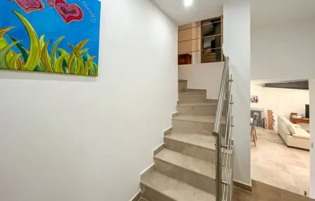 Maison 7 chambres avec piscine et terrain de pétanque à Grans : photo 13