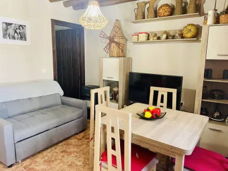 Gîte Magicien d'Oz avec piscine privée à Alfarnate : photo 10