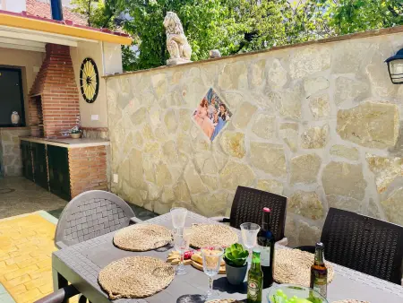 Gîte Magicien d'Oz avec piscine privée à Alfarnate : photo 36