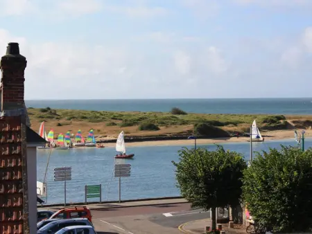 Appartement mansardé vue port à Barneville-Carteret : photo 9
