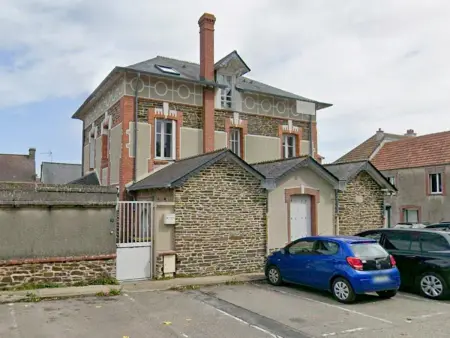 Appartement mansardé vue port à Barneville-Carteret : photo 17