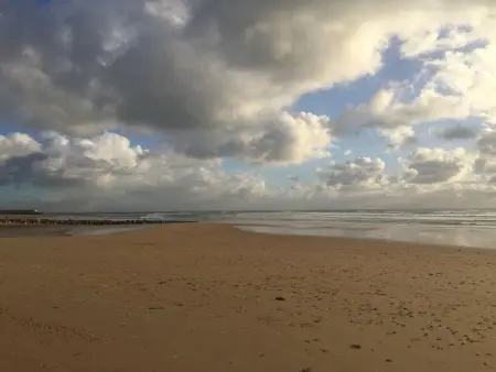 Appartement mansardé vue port à Barneville-Carteret : photo 22