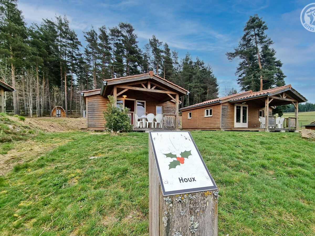 Chalet Houx 6 pers. – Animaux admis, nature à Usson-en-Forez - Photo 1
