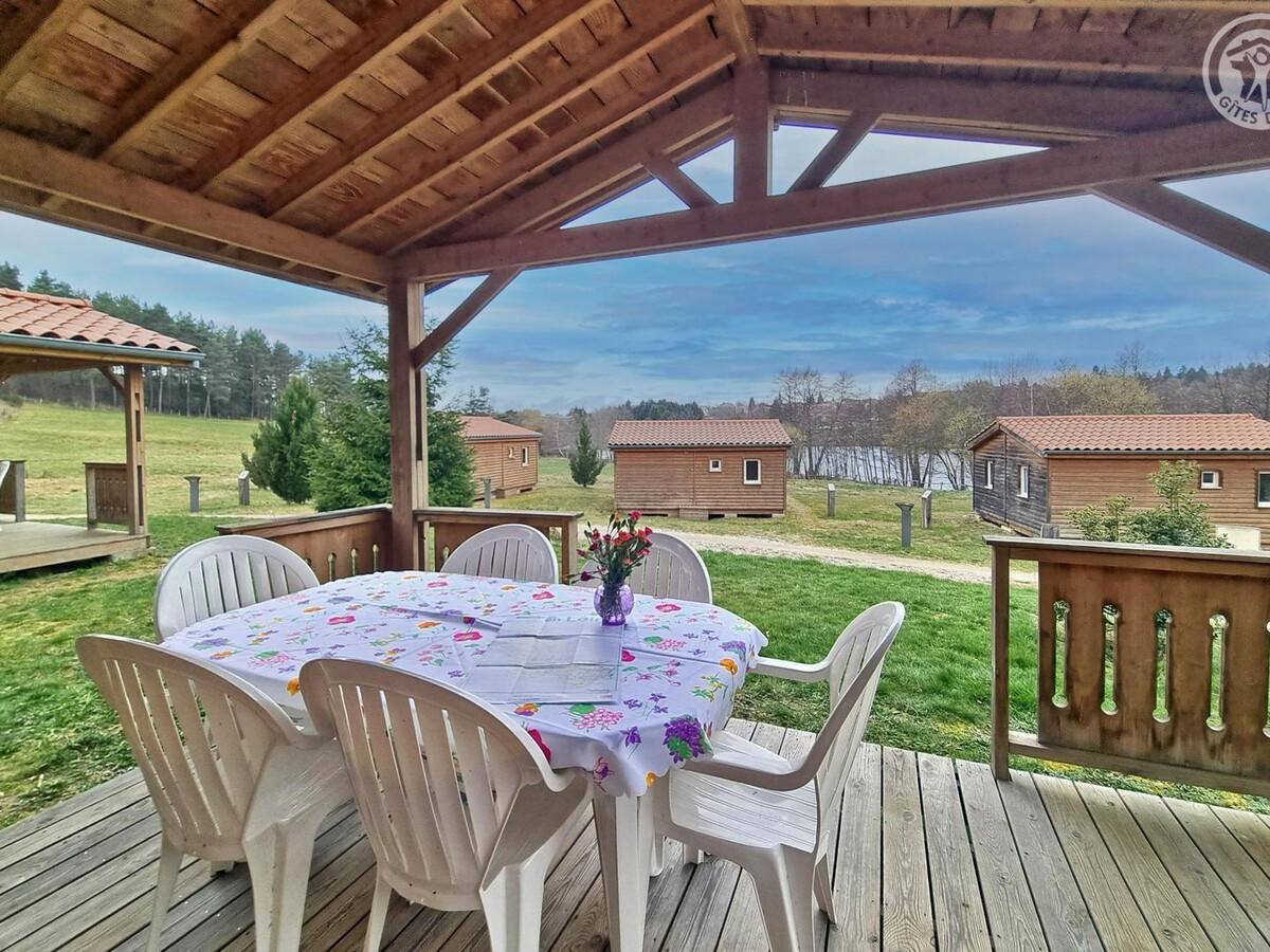 Chalet Houx 6 pers. – Animaux admis, nature à Usson-en-Forez - Photo 2