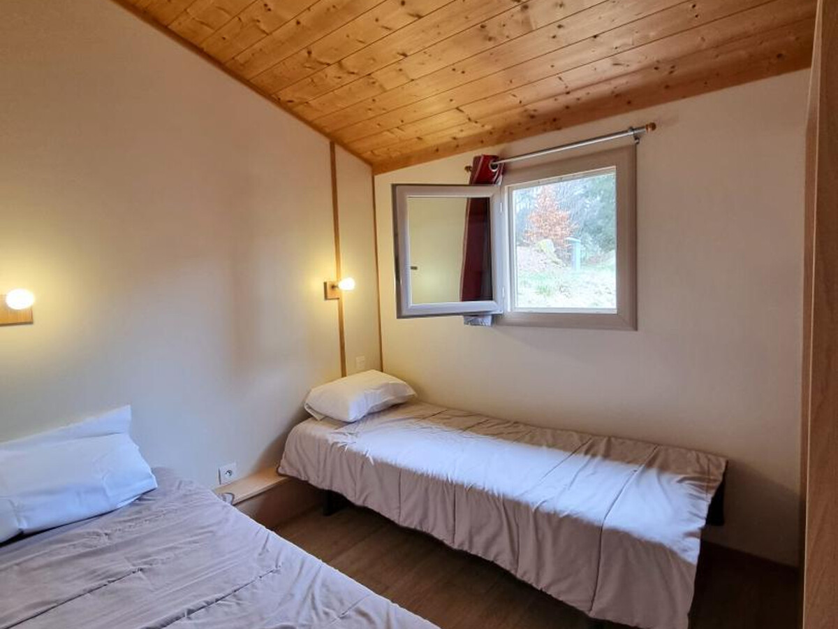 Chalet Houx 6 pers. – Animaux admis, nature à Usson-en-Forez - Photo 12