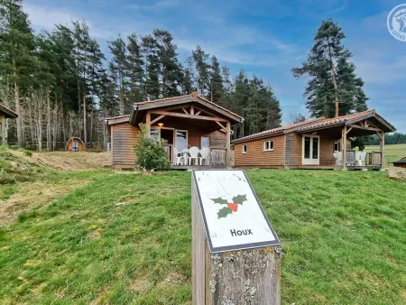 Chalet Houx 6 pers. – Animaux admis, nature à Usson-en-Forez