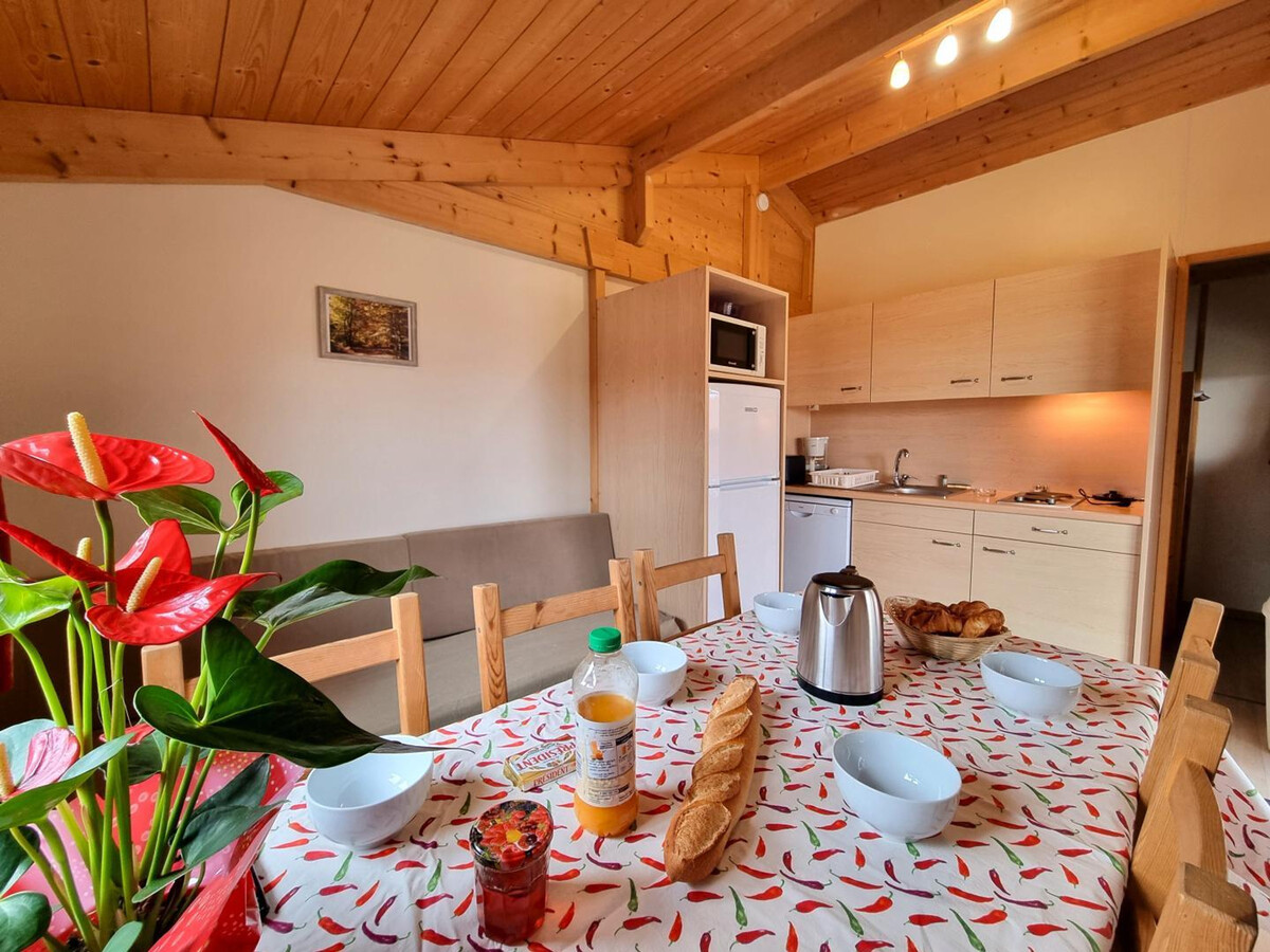 Chalet Lilas 6 pers. - Animaux bienvenue à Usson-en-Forez - Photo 2