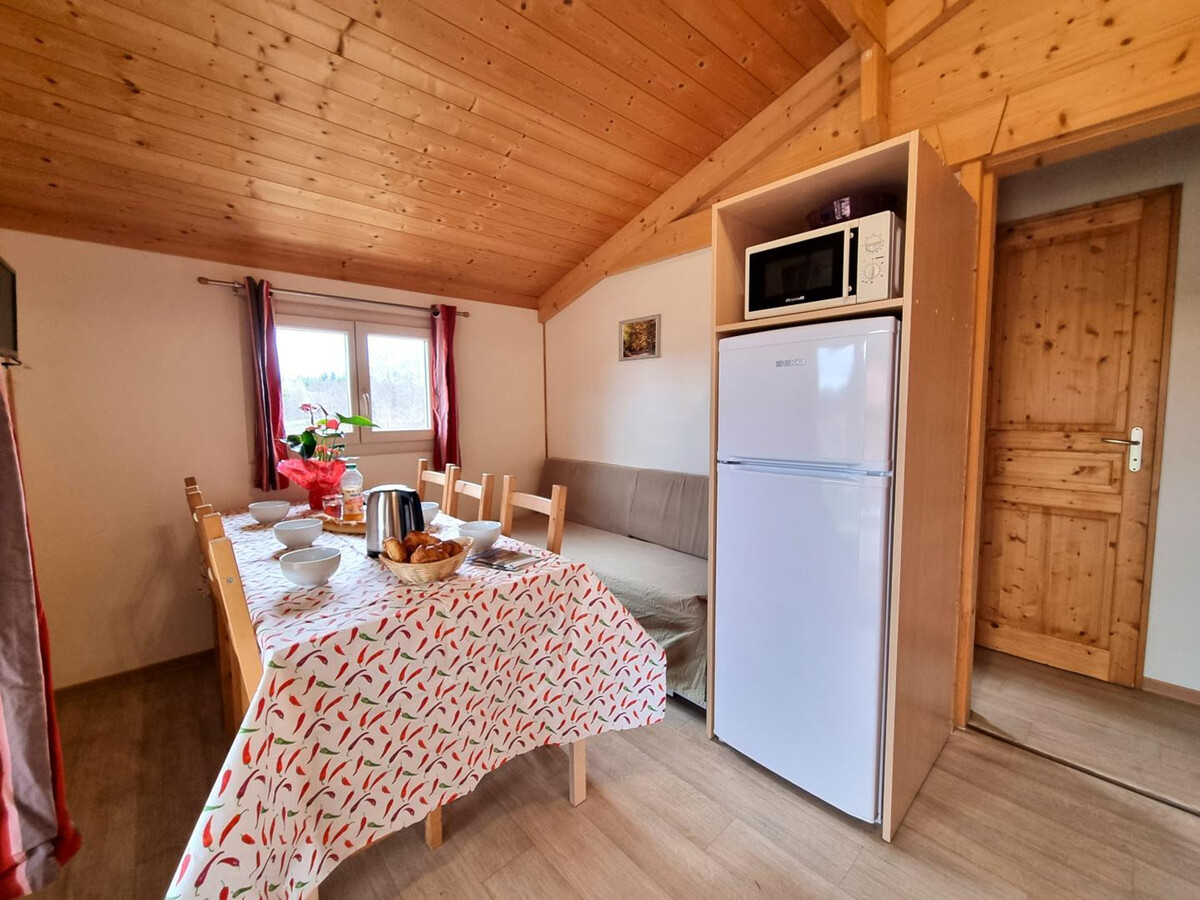 Chalet Lilas 6 pers. - Animaux bienvenue à Usson-en-Forez - Photo 4