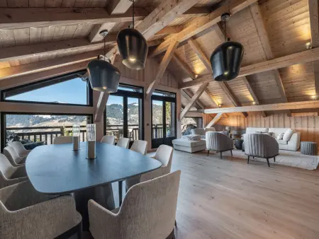 Penthouse 5 chambres vue montagne à Megève : photo 1