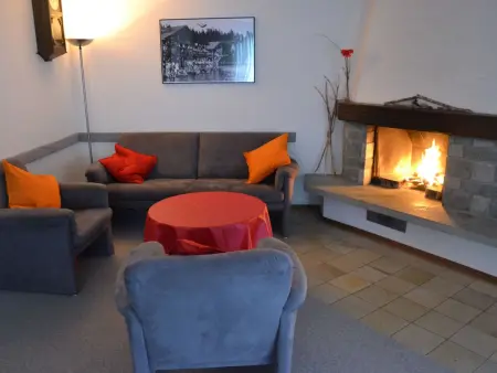 Location appartement à Flims, Arcula, (Flims Dorf). Grosszügige 3.5 Zimmerwohnung, 105 m2, ruhig & zentral ge