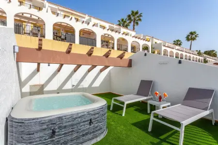 Appartement avec jacuzzi et piscine à Calp, 4 personnes : photo 1