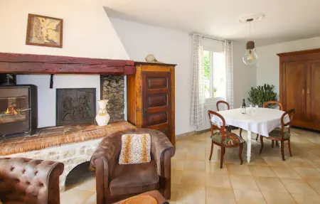 Maison provençale avec piscine privée à St Marcel d'Ardèche : photo 13