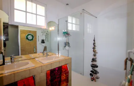 Maison provençale avec piscine privée à St Marcel d'Ardèche : photo 18