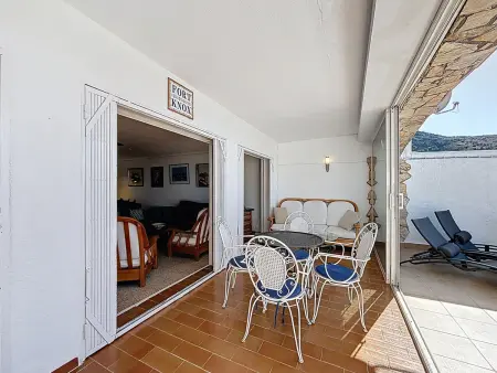 Appartement 3 chambres, grande terrasse vue baie à Roses : photo 10