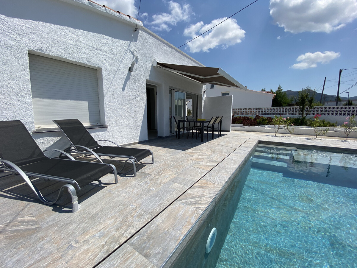 Maison rénovée 6 pers avec piscine à Roses - Photo 4