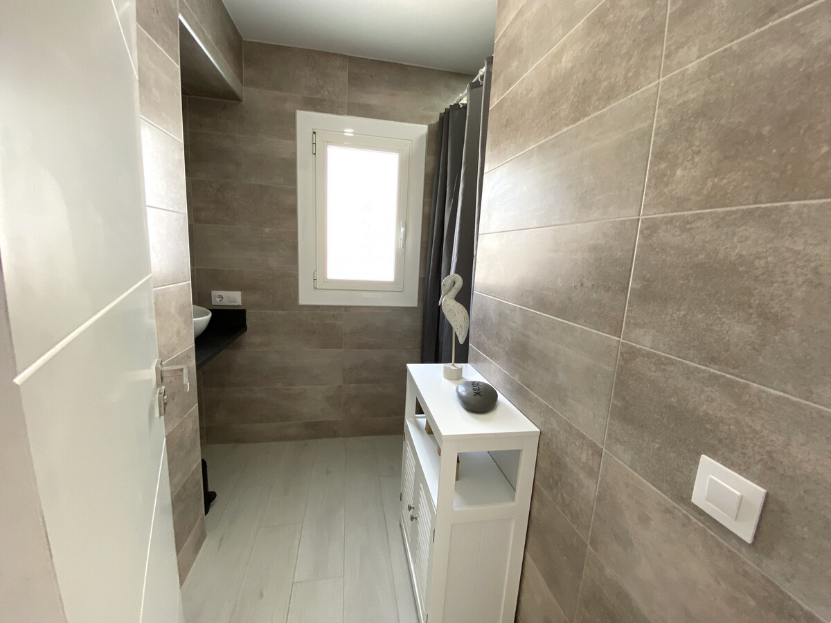 Maison rénovée 6 pers avec piscine à Roses - Photo 14