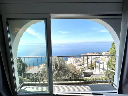 Appartement 40m² avec parking et terrasse à Roses : photo 1