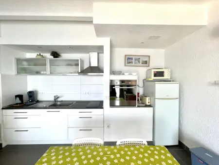 Appartement 40m² avec parking et terrasse à Roses : photo 8